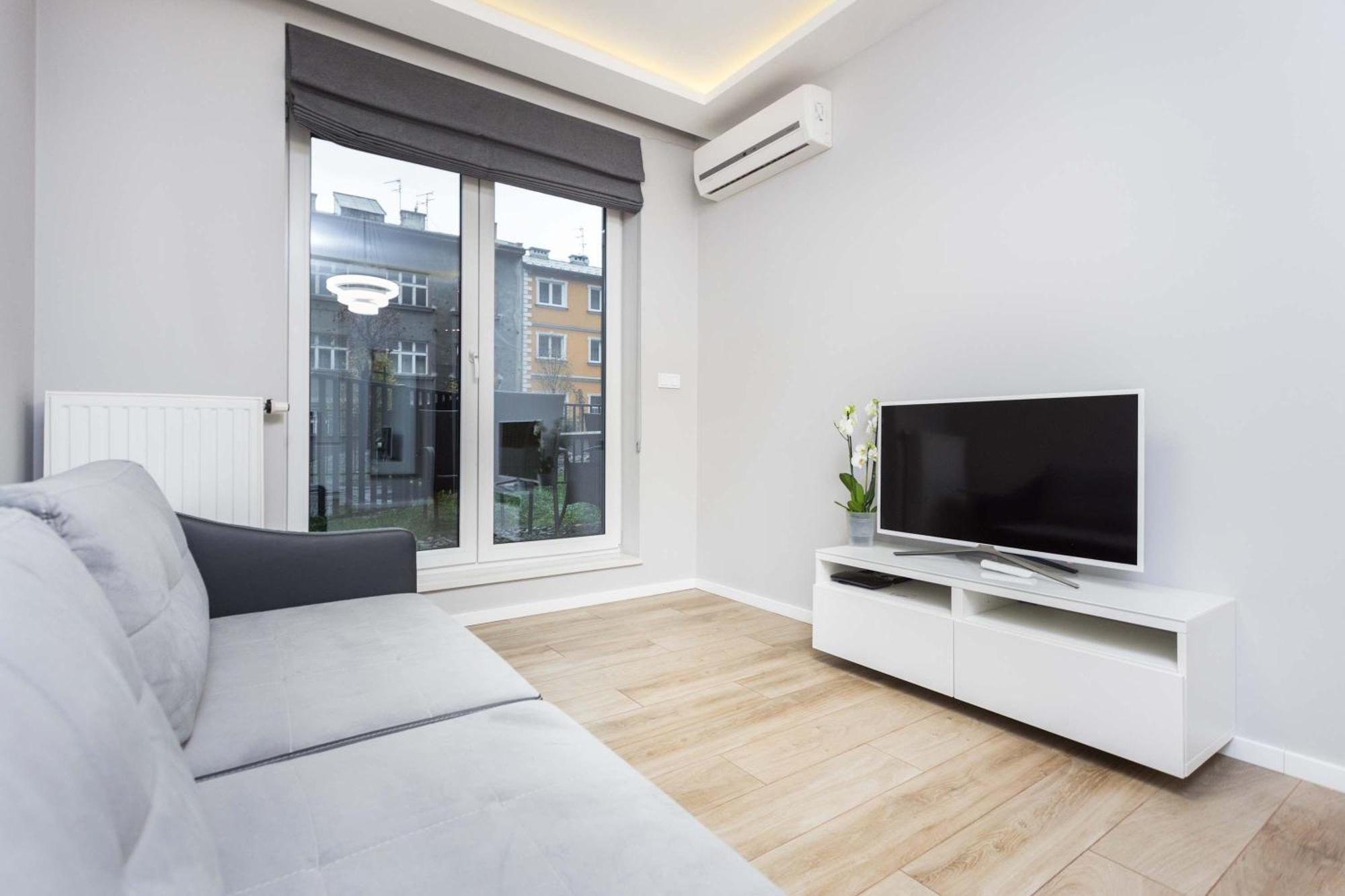 Nadwislanska With Air Conditioning Near Kazimierz By Renters Apartment